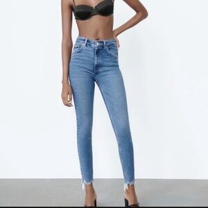Zara High Waisted Skinny Jeans Size 2 Distressed Bite Hem